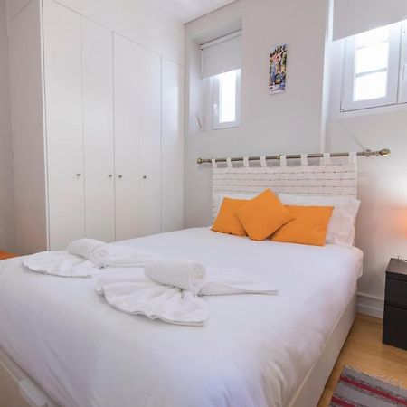Apartamento Cozy Flat In The Heart Of Alfama Lisboa Exterior foto
