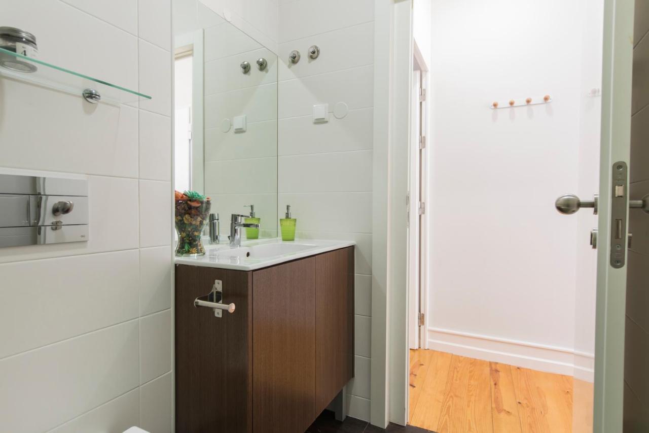 Apartamento Cozy Flat In The Heart Of Alfama Lisboa Exterior foto